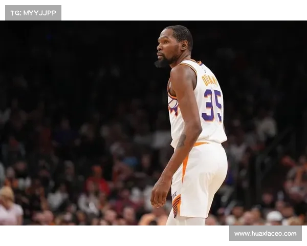 NBA季后赛最新形势分析:强队争锋与黑马崛起引发激烈角逐 NBA季后赛最新形势分析:强队争锋与黑马崛起引发激烈角逐